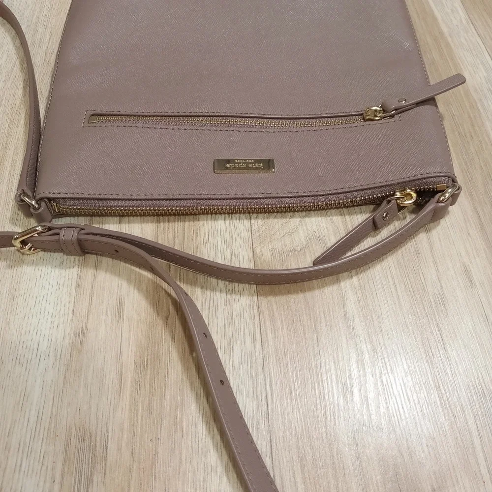 Kate Spade New York Mauve Taupe Laurel Way Rima Crossbody Bag Gold Hardware